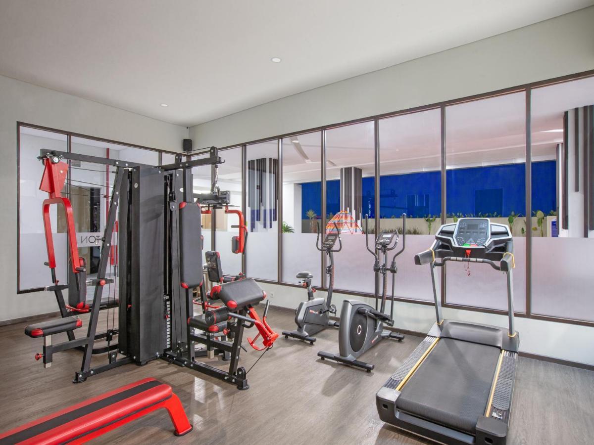 Aston Gresik Hotel & Conference Center Ngoại thất bức ảnh