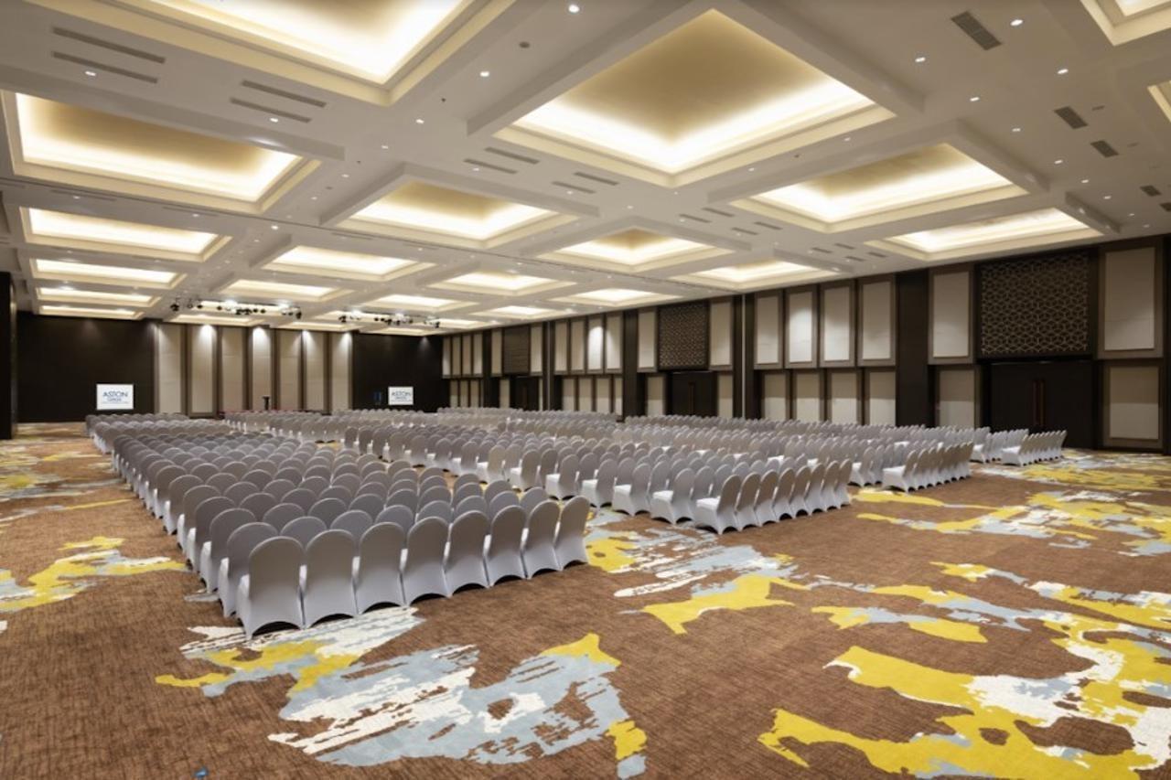 Aston Gresik Hotel & Conference Center Ngoại thất bức ảnh
